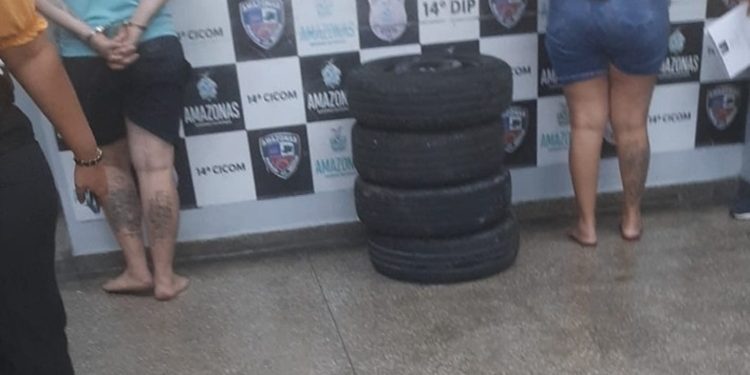 Tal pai tal filha – Dupla é presa por roubar pneus