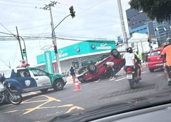 Capotou no Centro de Manaus