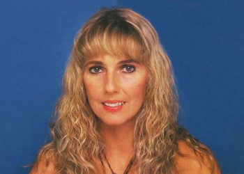 Morre aos 76 anos a cantora Lilian, voz do sucesso “Sou Rebelde”