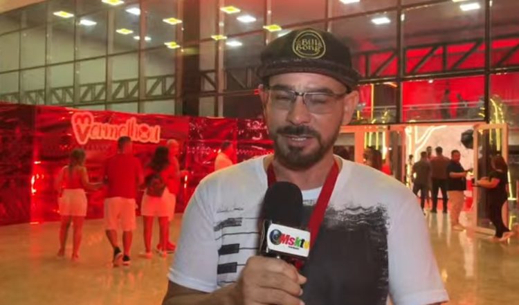 Live Show: Vermelhou reúne galera do Garantido em Manaus