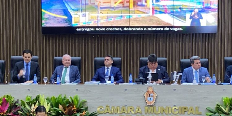 Voltam atividades na Câmara Municipal de Manaus