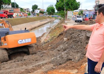 Faça chuva, faça sol – Renato Júnior está tocando obras pela cidade