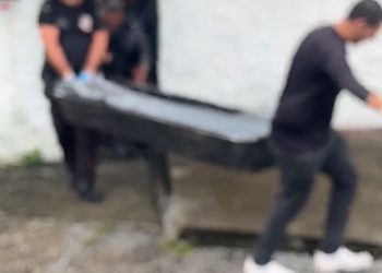 Morre “Homem-Aranha” que caiu do telhado após fazer vítima refém no Centro