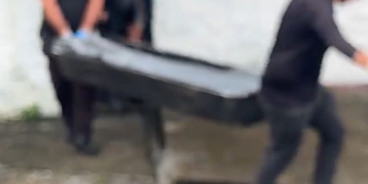 Morre “Homem-Aranha” que caiu do telhado após fazer vítima refém no Centro