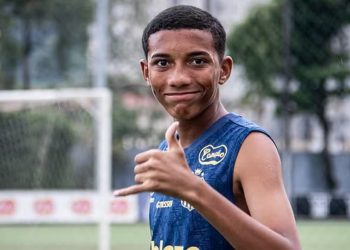 Puxou o pai! Filho de Robinho pode estrear no Santos  