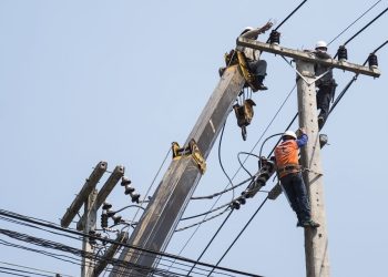 Sextou sem energia elétrica. Confira se o seu bairro é afetado
