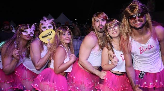 Piranhudas atacam neste domingo, no Sambódromo