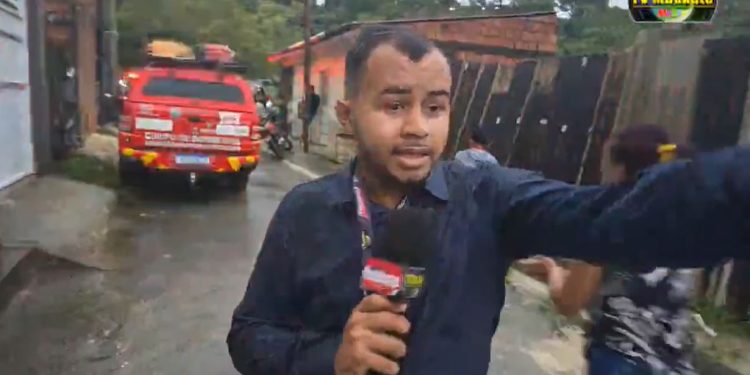 Mulher morre ao ser soterrada em deslizamento na zona norte