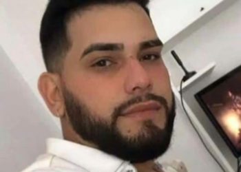 Colidiu contra palco de Carnaval e morreu no Novo Israel