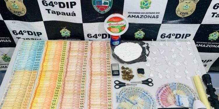 Faturou cerca de R$ 4 mil do tráfico, pensou que ia pra casa luxar, mas foi preso