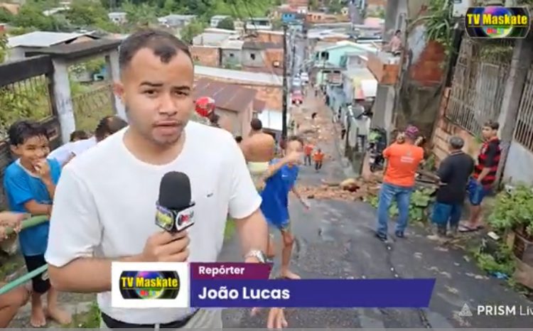 Muro de residência sede após forte chuva na Redenção