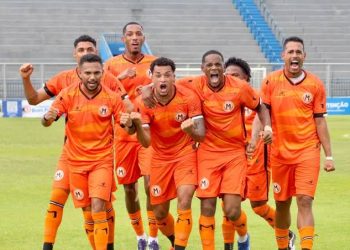 Manauara goleia Princesa do Solimões e garante vaga na semifinal do Barezão