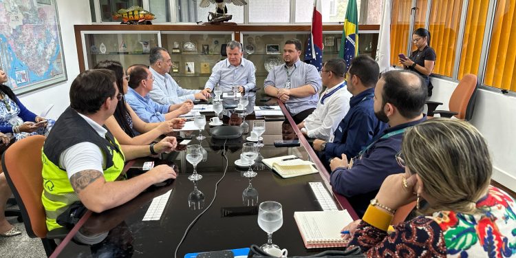 Suframa promove reunião para discutir tráfego das carretas no Distrito Industrial