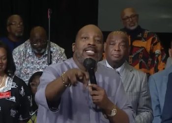 Pastor mantinha fiéis reféns em igreja até que eles doassem 40 mil