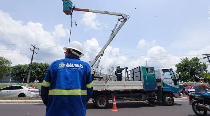 Ô novidade – Sete bairros de Manaus ficarão sem energia neste domingo (30)