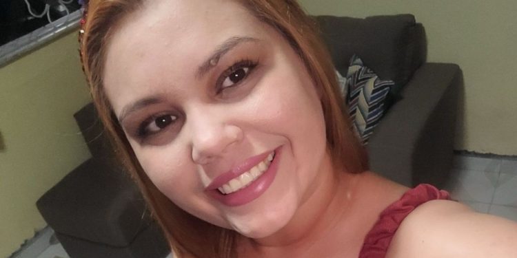 Investigada por desviar meio milhão de empresas em Manaus é presa