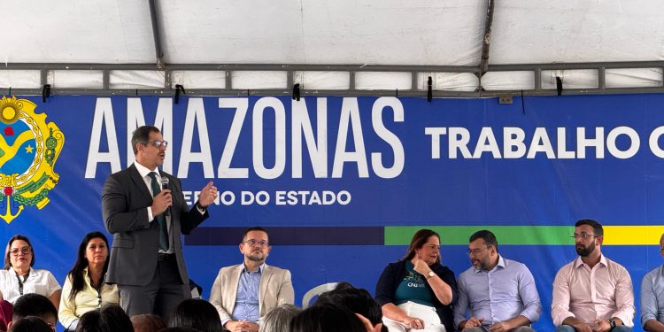 Governador Wilson Lima reinaugura o Caic Edson Melo, no bairro Zumbi