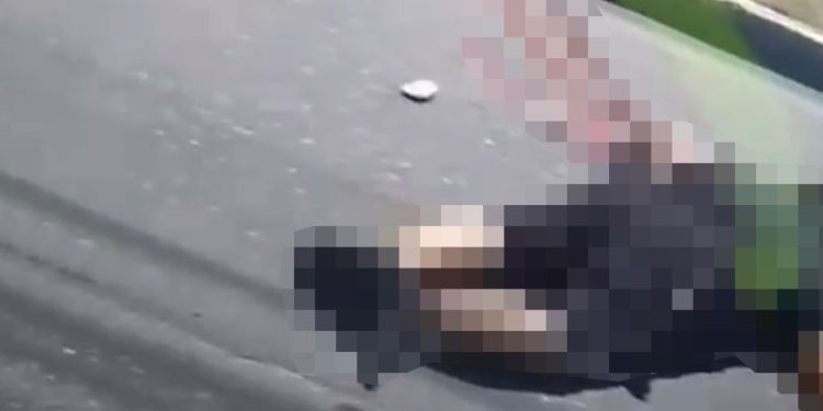 Tragédia! Esmagado por carreta; motociclista morre no Japiim. Veja o vídeo