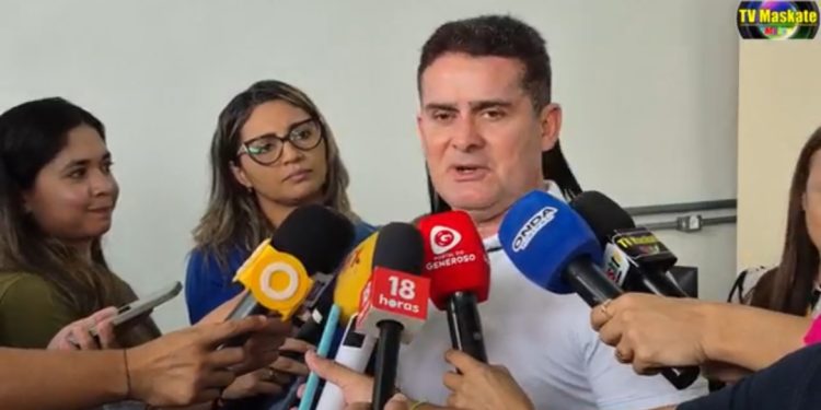 Coletiva: Prefeito David Almeida inaugura ‘Farmácia Viva’