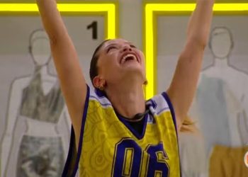 Nova líder no pedaço; Vitória Strada