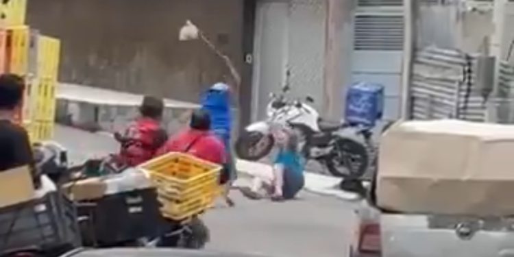 Com golpes de enxada, idoso quase morre no São Jorge. Vídeo