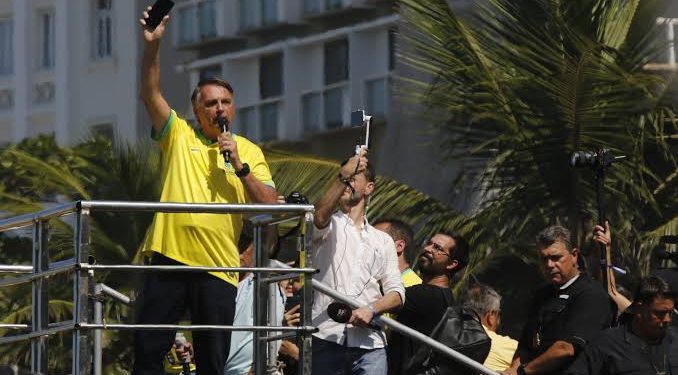 Ato por anistia movimenta SP