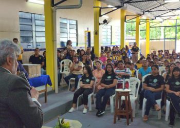 Premiação do concurso “Soluções Sustentáveis” do TCE-AM é entregue a escola de Parintins