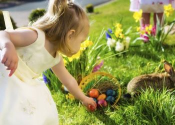 Programação de Páscoa com caça aos ovos para criançada