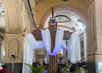 Missa de Páscoa na Catedral Metropolitana de Manaus