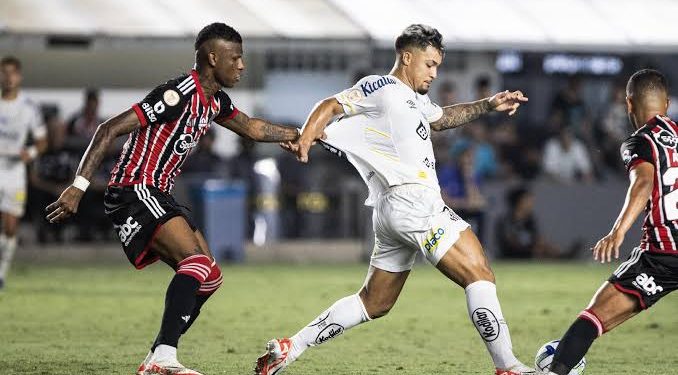 São Paulo conquista a primeira vitória no Brasileirão