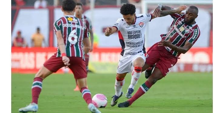 Fluminense e Vitória empatam na disputa do Brasileirão