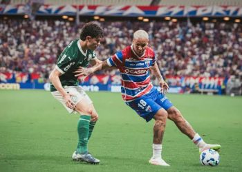 Defesa no pênalti  garante vitória ao Palmeiras