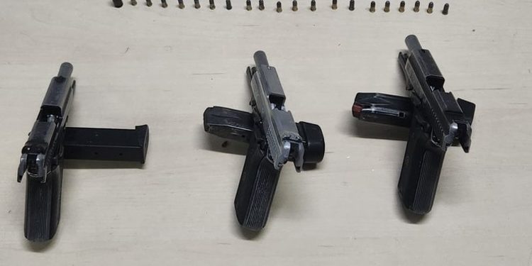 Policial que vendia armas para a bandidagem é preso