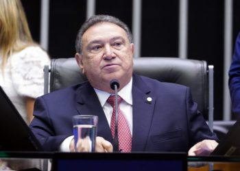 Zona Franca do DF – Deputados amazonenses brigam pela relatoria do projeto