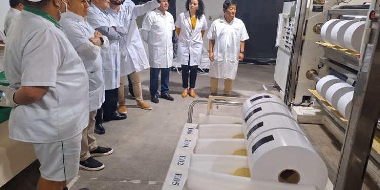 Suframa visita Fujifilm, que avalia diversificar produção na Zona Franca de Manaus