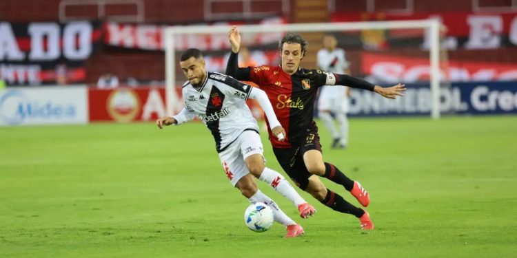 Vasco abre vantagem, mas cede empate ao Melgar pela Sul-Americana