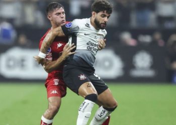 Corinthians vacila e estreia na Sul-Americana com derrota para o Huracán
