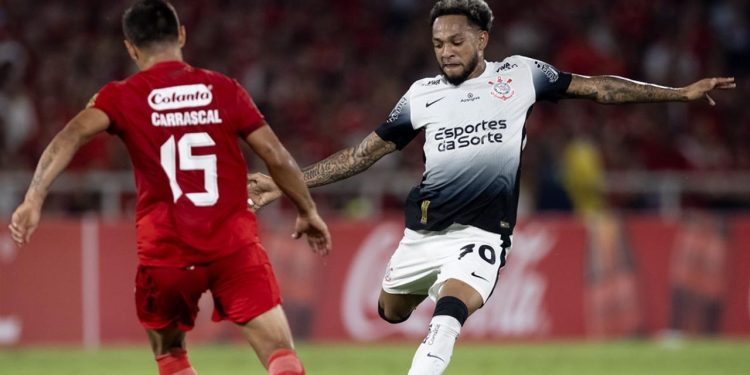 Corinthians arranca empate contra América de Cali e segue vivo na Sul-Americana