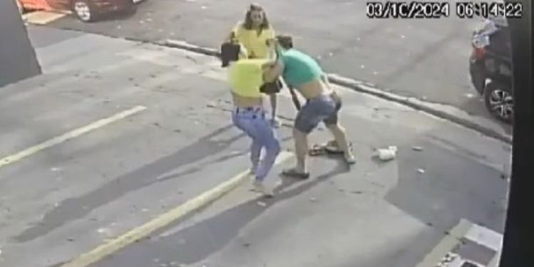 Justiça condena Uber a pagar 10 mil a passageira agredida por motorista em Manaus