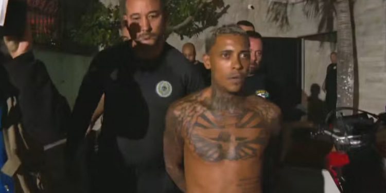 Agora vai fazer rima na cadeia: MC Poze é preso por ter suposta ligação com o tráfico de drogas