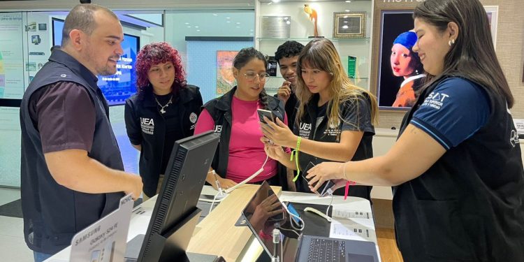 Programa Zona Franca de Portas Abertas organiza roteiro de visitas para alunos da UEA