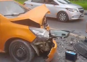 Colisão deixa quatro pessoas feridas. Veja o vídeo