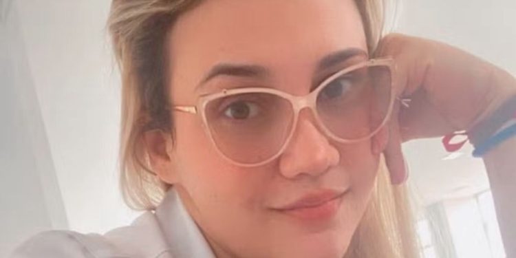 Impostora! Falsa médica é presa