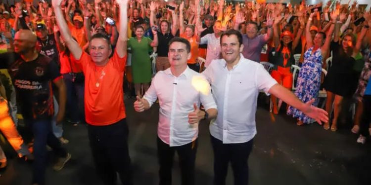 Festa da limpeza – David Almeida encerra celebração do Dia do Gari com grande festa