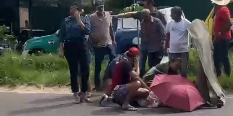 Tentando atravessar faixa de pedestre, crianças são atropeladas em Manaus