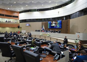 Em berço esplêndido