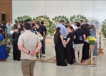 Despedida a Carlos Braga, pai do senador Eduardo Braga, é realizada no Vasco Vasques