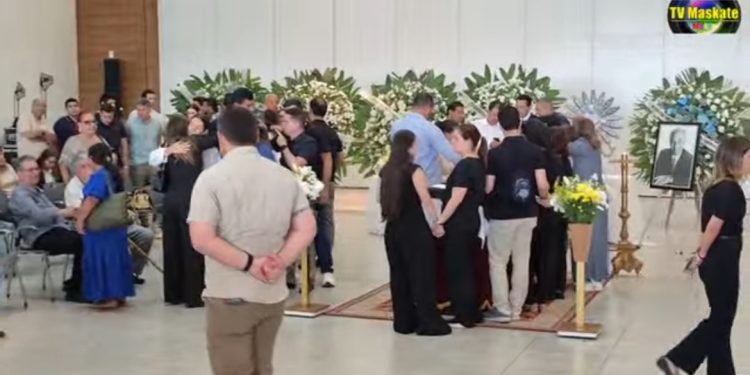 Despedida a Carlos Braga, pai do senador Eduardo Braga, é realizada no Vasco Vasques