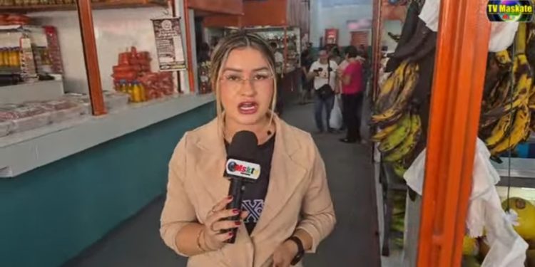 Entrega da feira do Nova Cidade revitalizada