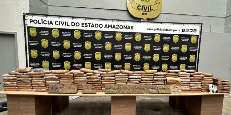 Grande apreensão – 150 kg de maconha foram encontrados em uma casa